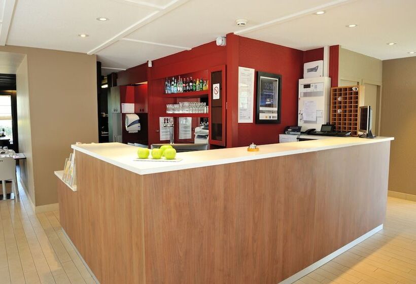 هتل Kyriad Direct Marseille Est La Valentine