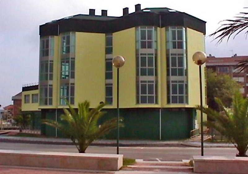 هتل La Concha De Suances
