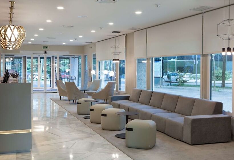 هتل NH Barajas Airport