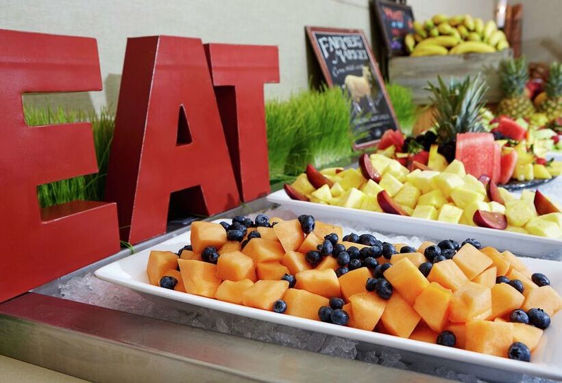 هتل The Beverly Hilton