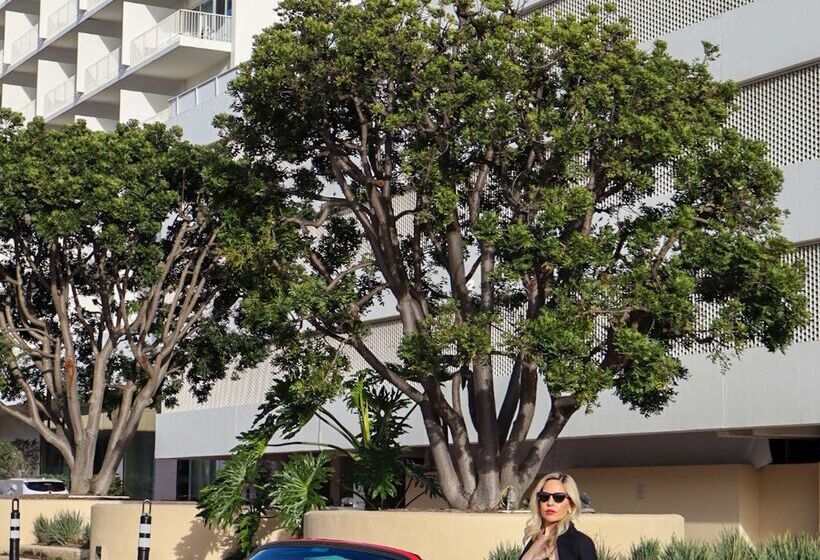 هتل The Beverly Hilton