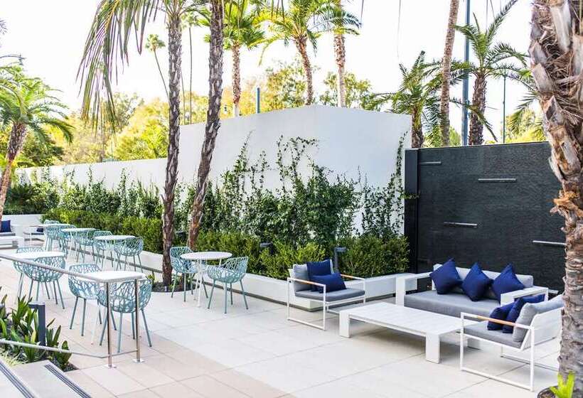 هتل The Beverly Hilton