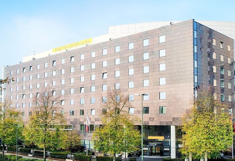 هتل Voco Dusseldorf Seestern, An Ihg