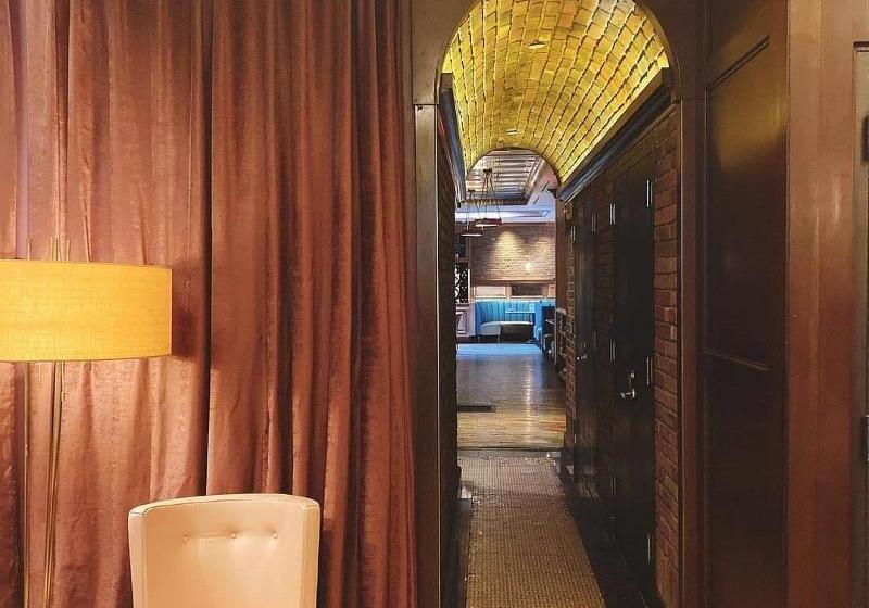 Walker Hotel Tribeca