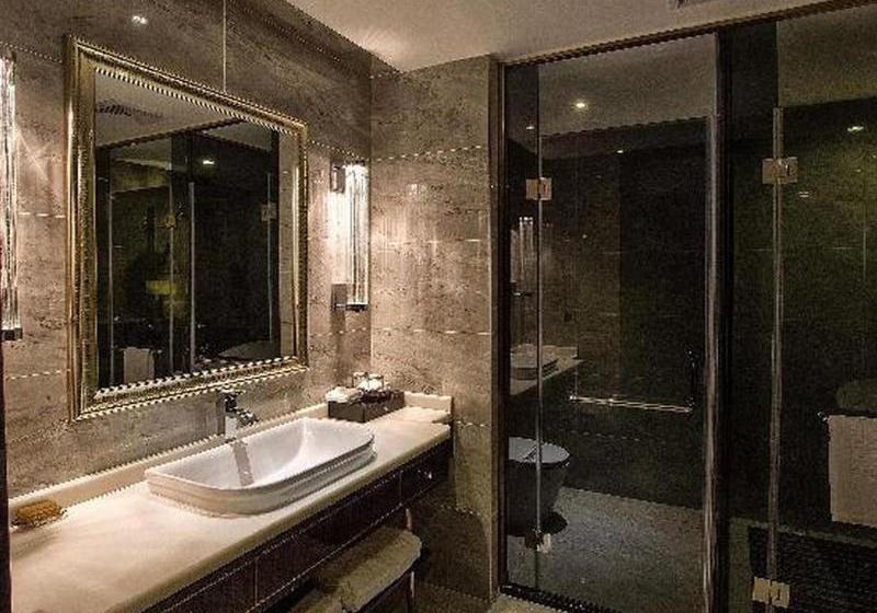 Lavande Hotel Yangjiang Xiping Road