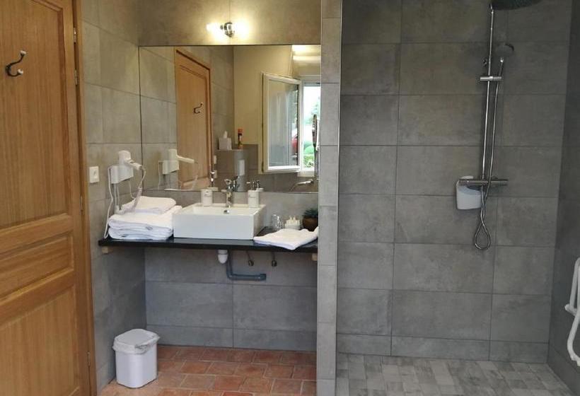펜션 Auberge Du Vieux Tour Le Manoir