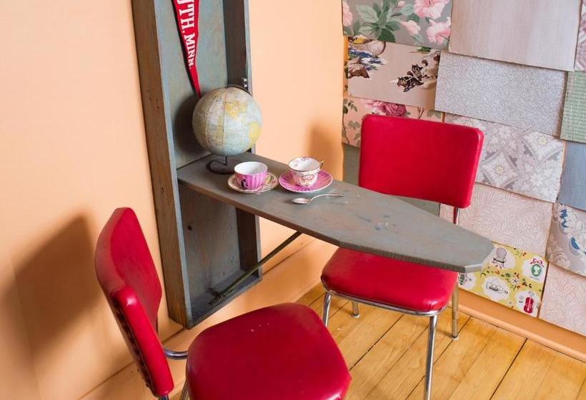 مبيت وإفطار Locust & Starr Inn