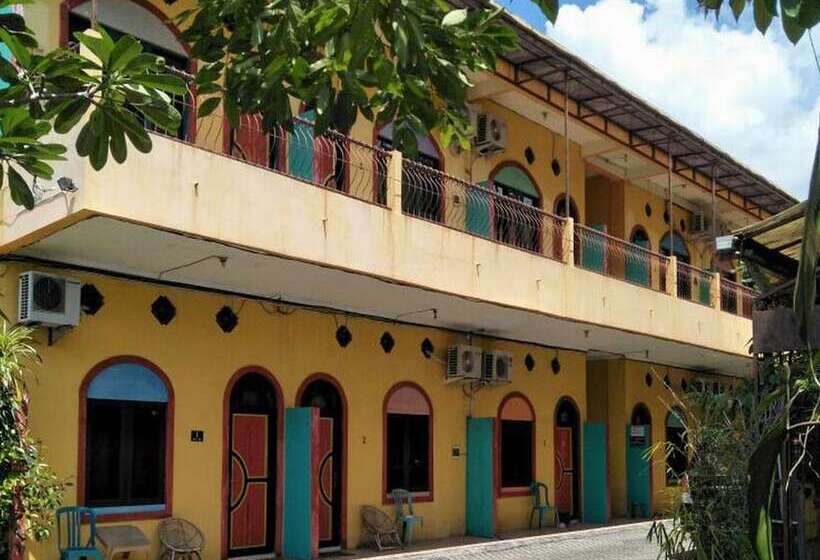 هتل Koolkost Syariah Near Pasar Terapung Banjarmasin