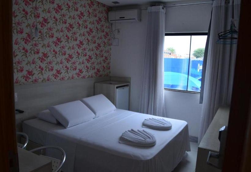 בית מלון כפרי Universo