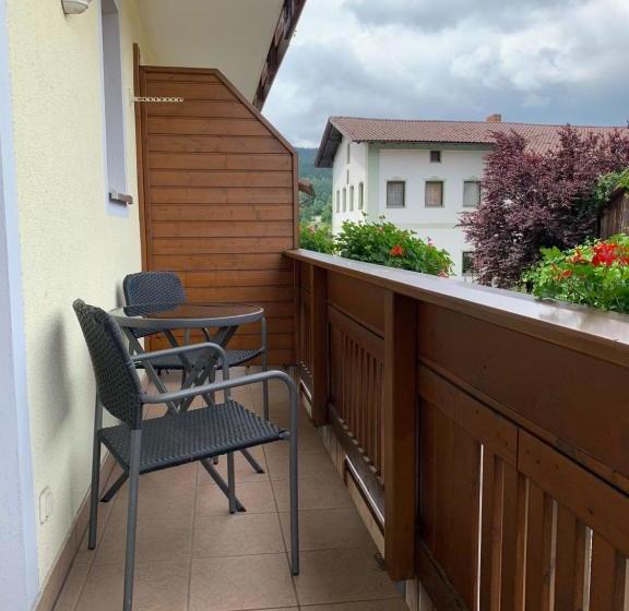 Общежитие Landgasthof Achatz