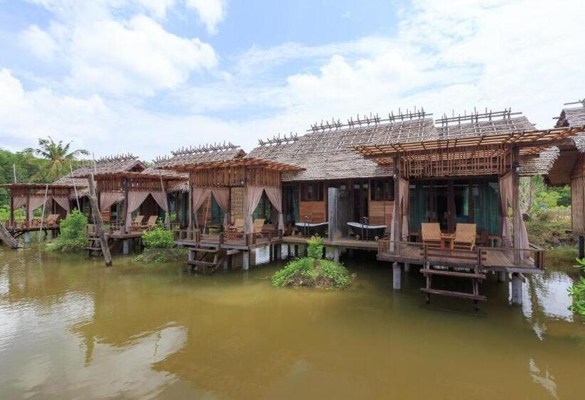 تختخواب و صبحانه Venice Krabi Villa Resort