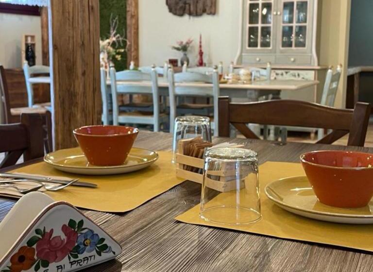 فندق Agriturismo Casale Ai Prati