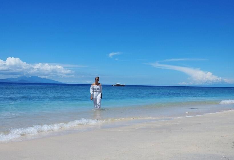 호텔 Blue Harbor Beachfront Villas & Resto