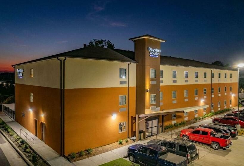 בית מלון כפרי Days Inn & Suites By Wyndham Horn Lake   Memphis Graceland