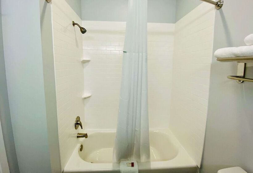 בית מלון כפרי Days Inn & Suites By Wyndham Horn Lake   Memphis Graceland