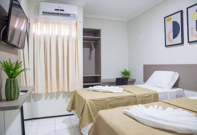ホテル Juazeiro Comfort