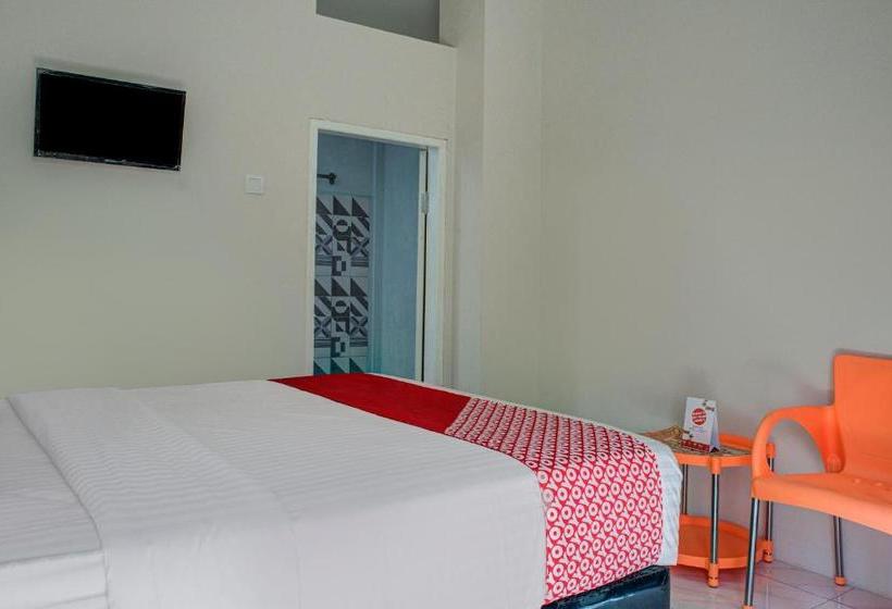 هتل Oyo 3266 Alifah Residence Syariah