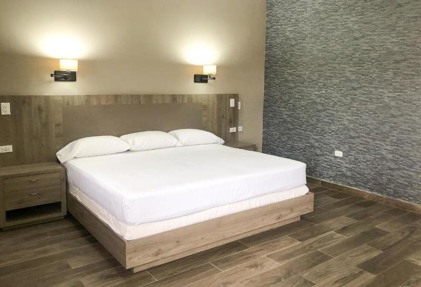 Palms Hotel Acuña