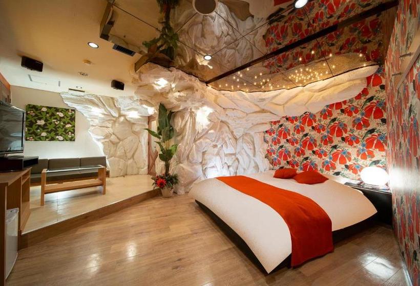 Royal Hotel Uohachi Bettei