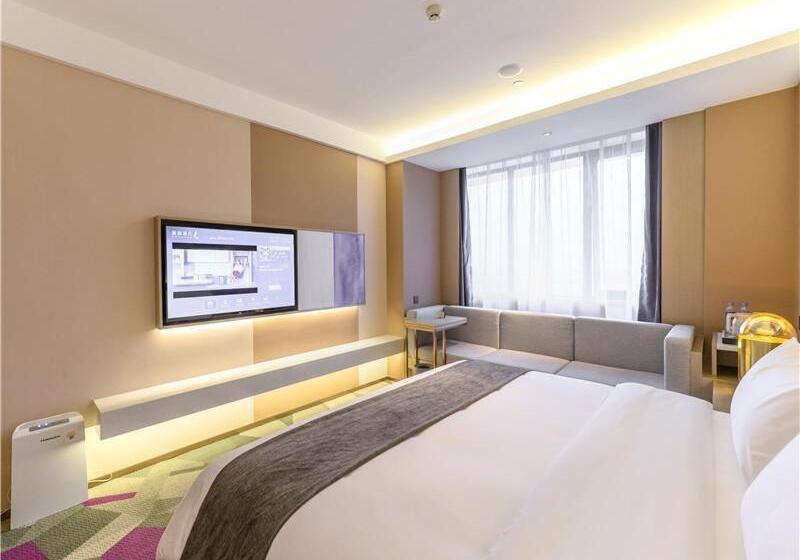 Lavande Hotel Chengdou Qingbai River Phoenix Lake