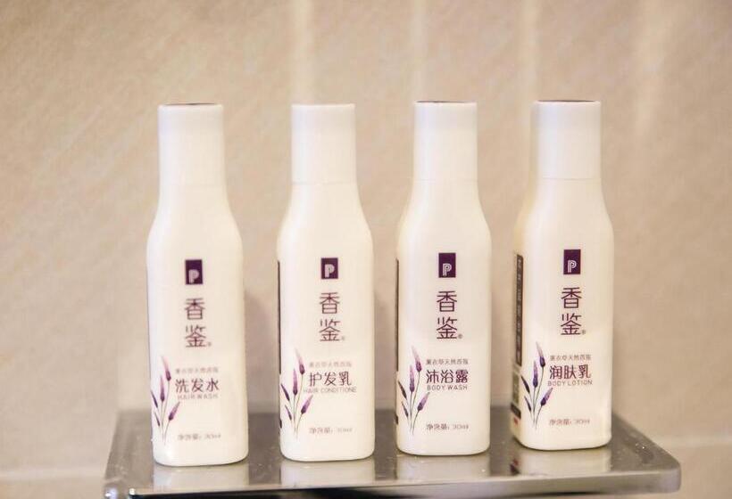 Lavande Hotels·shenzhen North Railway Station Longhua Bus Terminal