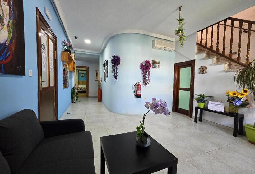 פנסיון Hostal Alfil
