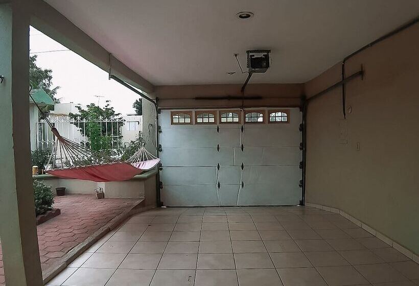 پانسیون Pueblo Nomada   Hostel