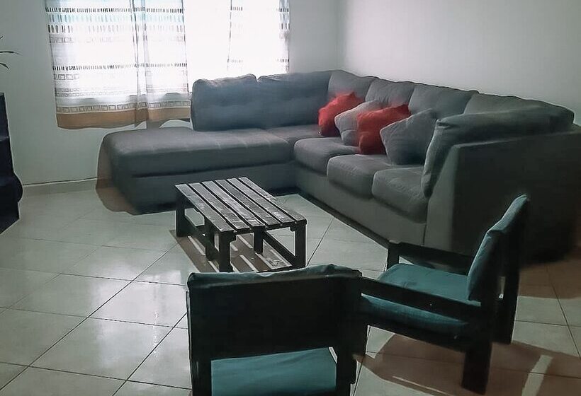 پانسیون Pueblo Nomada   Hostel