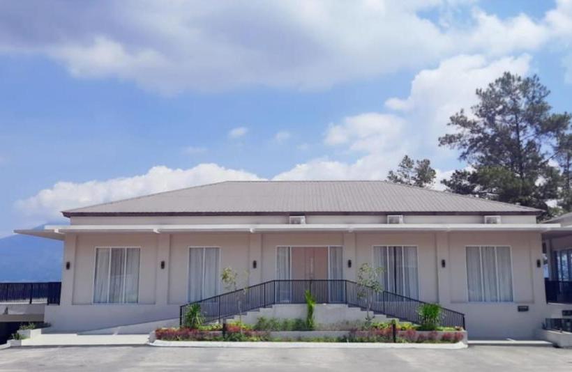 The Balcone Suites & Resort