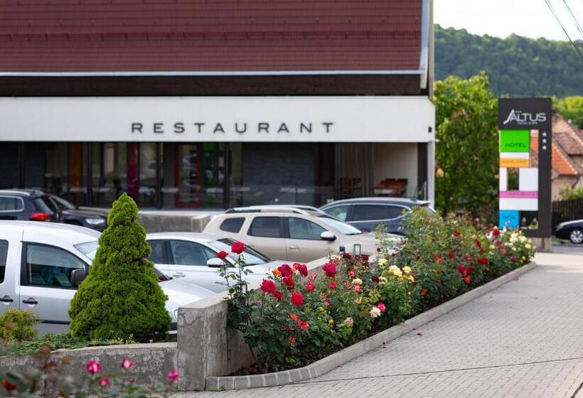 Altus Hotel & Spa
