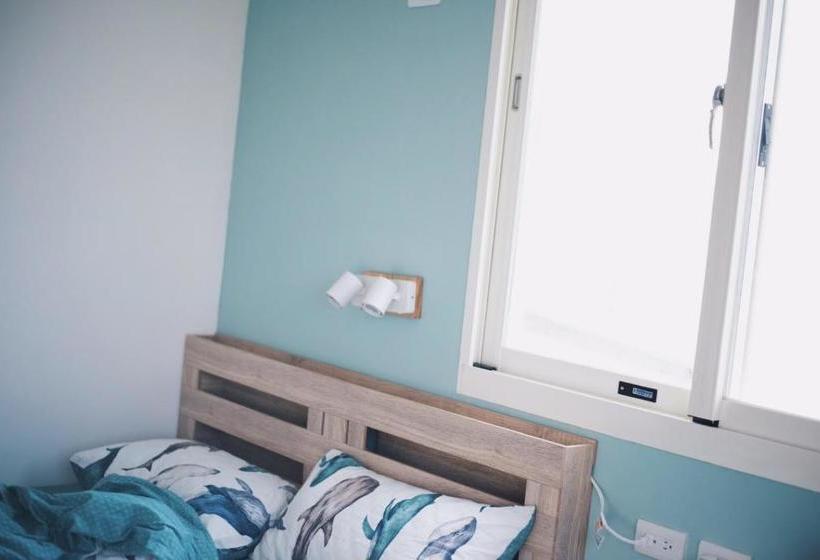 تختخواب و صبحانه Go On Vacation Hostel Green Island