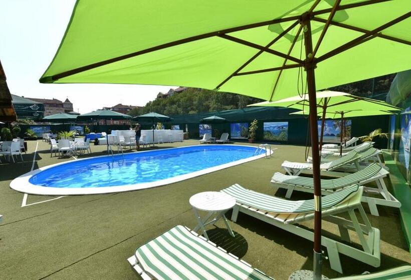 تختخواب و صبحانه Meridiana