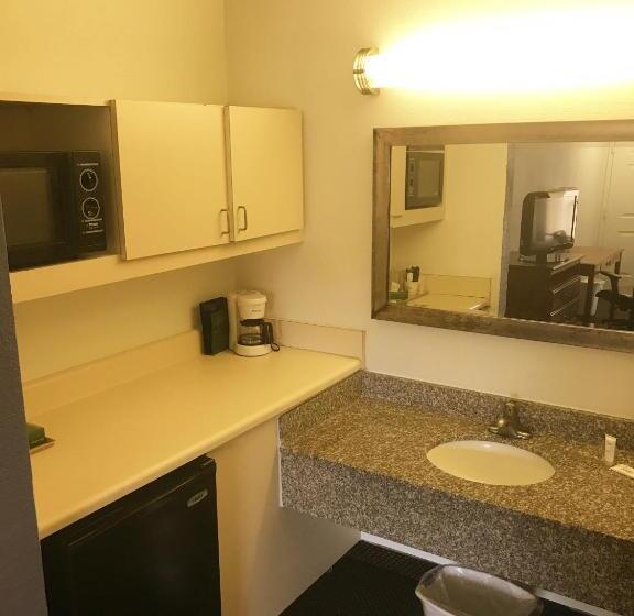בית מלון כפרי Travelodge By Wyndham Mobile Al
