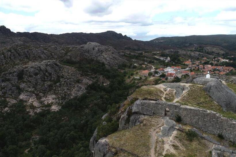 צימר Alojamento Local  Miradouro Do Castelo