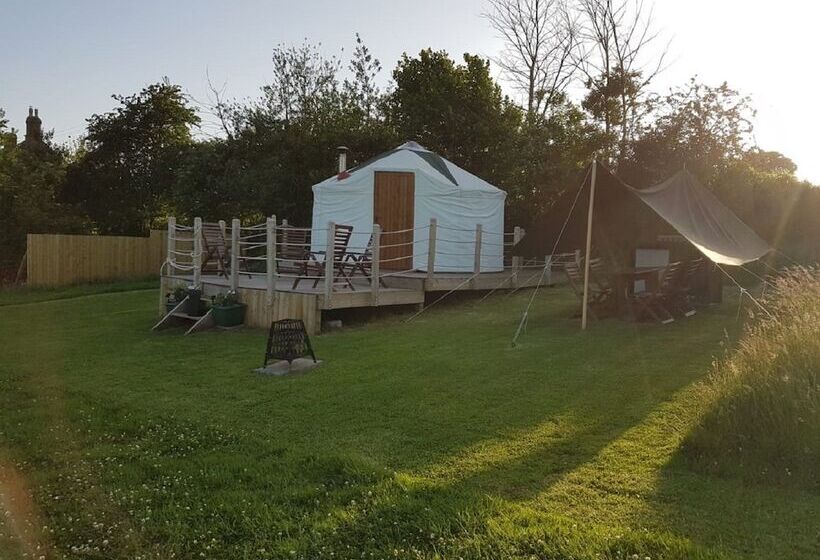 Отель Greenacres Glamping