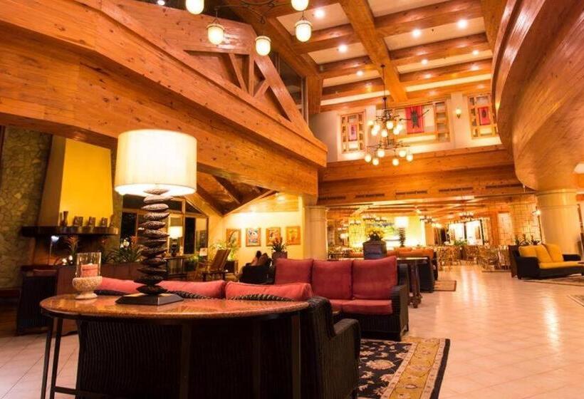 فندق Baguio Forest Lodge At Camp John Hay 001a