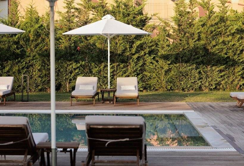 هتل V Luxury Suites