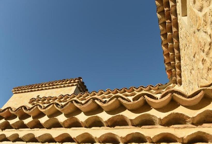 پانسیون Le Mas Des Alexandrins