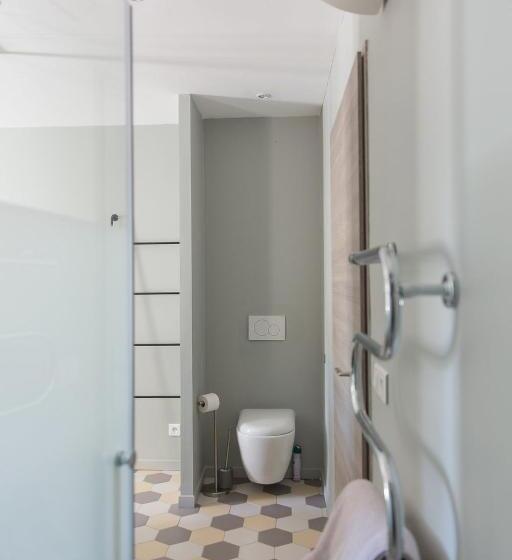 پانسیون Le Mas Des Alexandrins