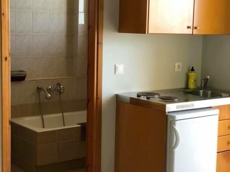پانسیون Leonidas Rooms