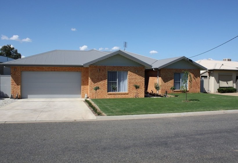 Willow Island  Waterfront