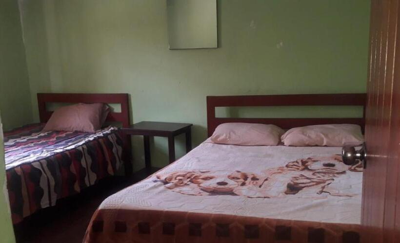 הוסטל Aventura Chachapoyas Backpackers