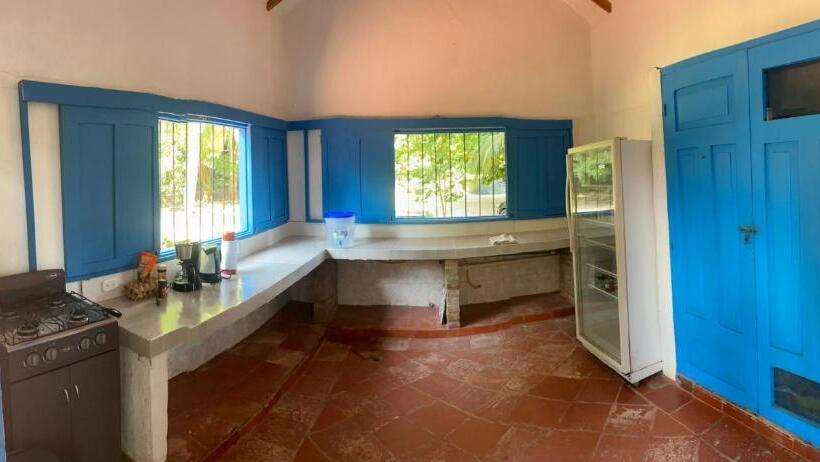 هاستل Finca Del Rio Palomino