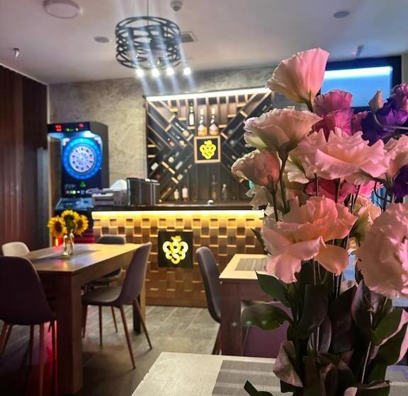 هتل Luxury Apartments 88