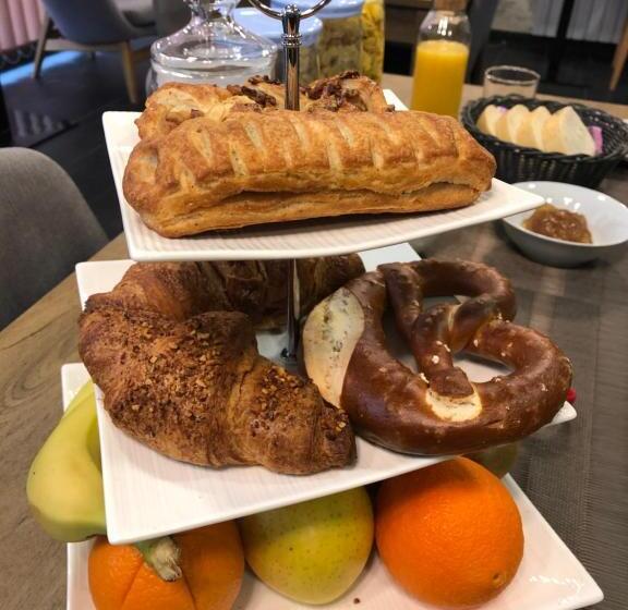 هتل Luxury Apartments 88