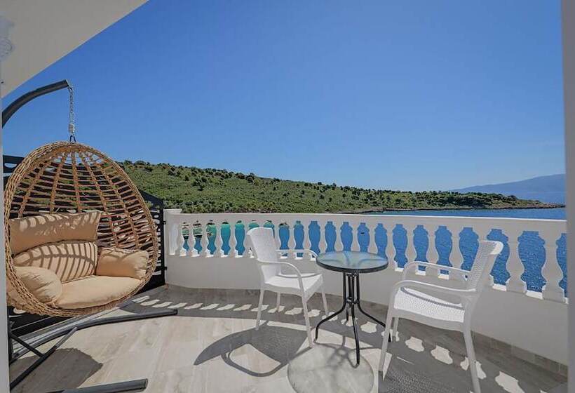 فندق Villa Juna Beach