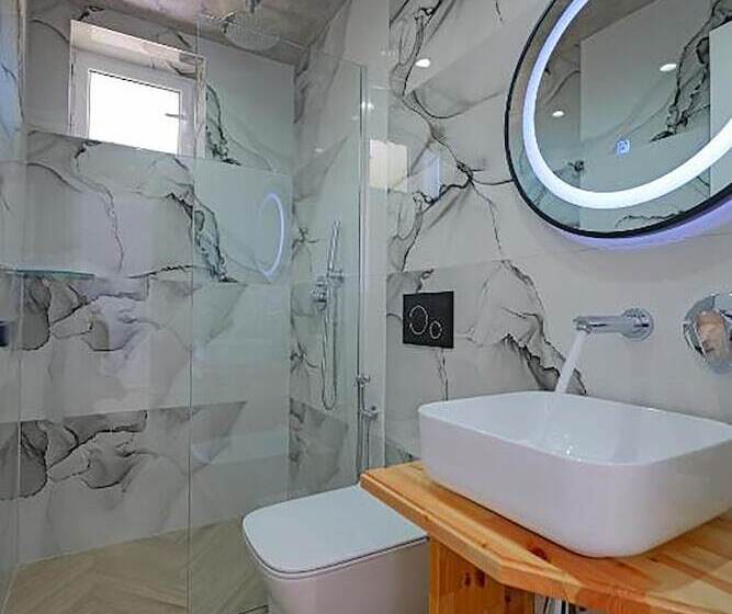 فندق Villa Juna Beach