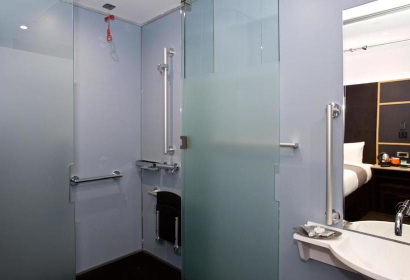 The Z Hotel Trafalgar