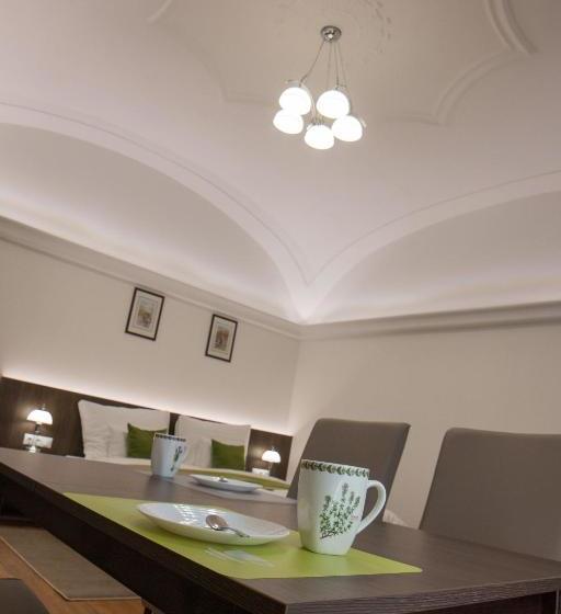 Mecset Apartman