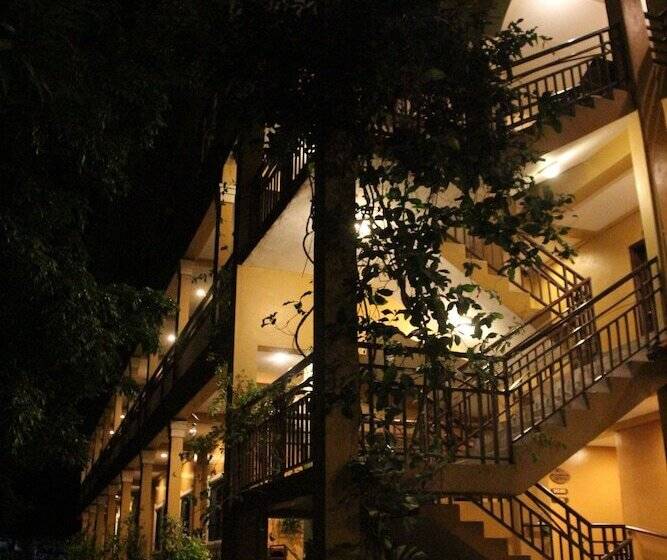 Aparthotel La Cordillera